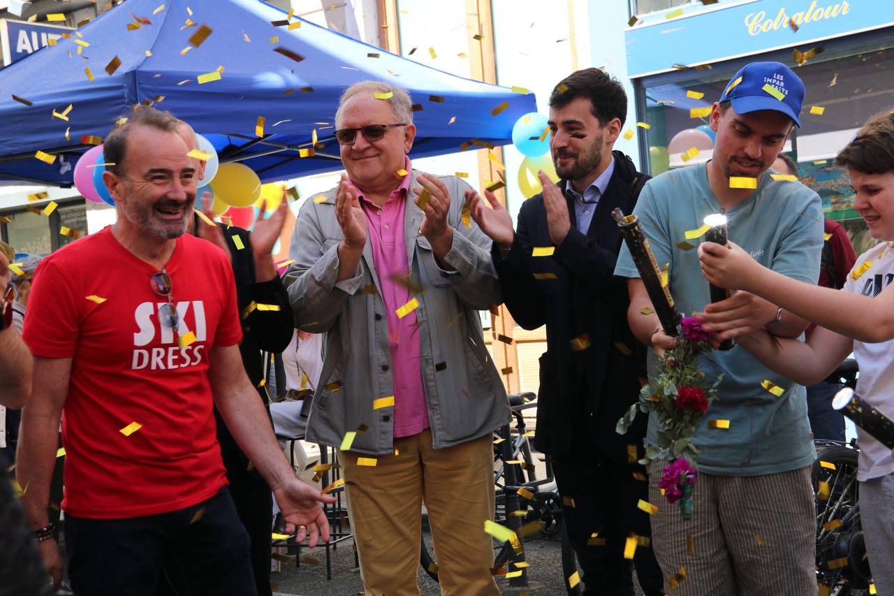Fabrice Bonnot et commerçants du quartier Charité-Bellecour lors d'un événement festif